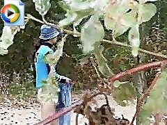 12 voyeur videos - Perverted teen flasher caught pissing in the park Fixing 4
